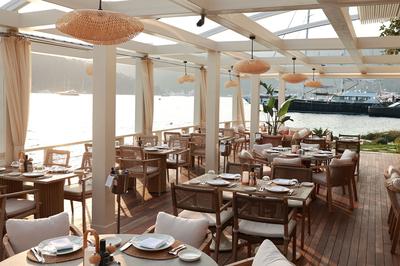 D'Breeze Restaurant