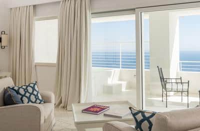 Luxury Suite Jacuzzi