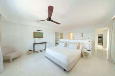 Luxury Deluxe