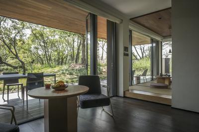 Courtyard Suite