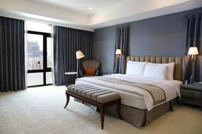 Premier Room