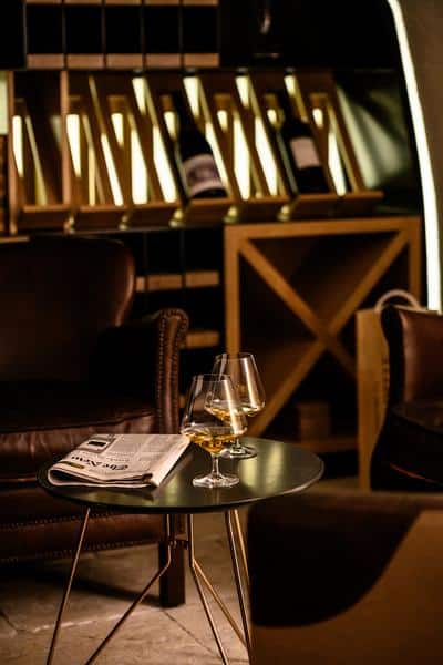 Lounge Bar