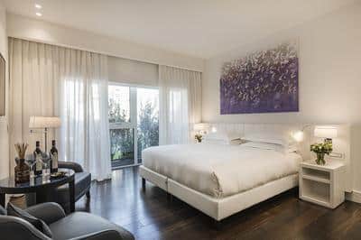 Junior Premium Suite