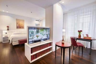 Executive Suite