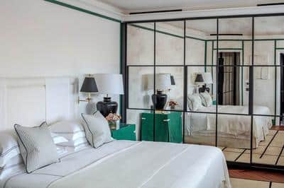 Tortona Two Bedroom Apartment with Balcony