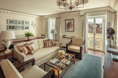 Isola One Bedroom Apartment