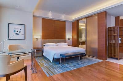 1 King Bed Deluxe