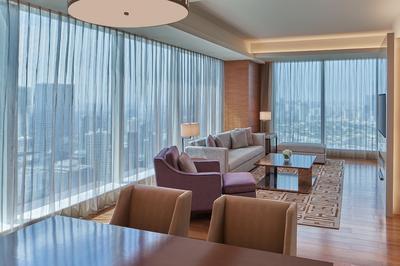 Grand Executive Suite