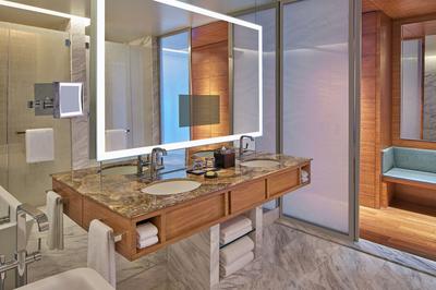 Grand Executive Suite