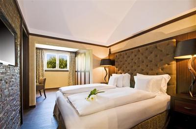 African Suite