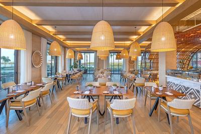 Sea Breeze Restaurant