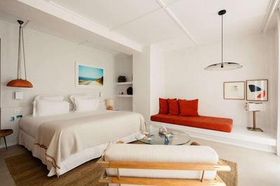 Prestige Room