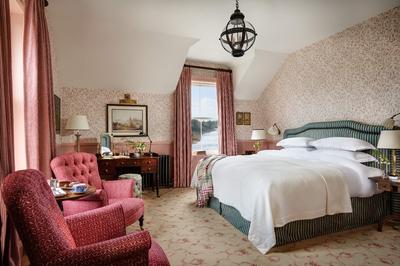 Classic Riverside Room
