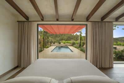 Private Pool Vineyards Suite