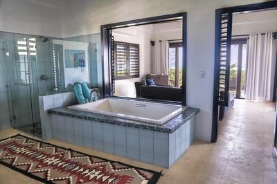 Seafront Luxury Suite