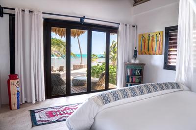 Seafront Luxury Suite