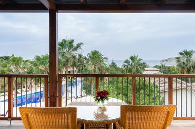 Executive Suite Sea View Main Building