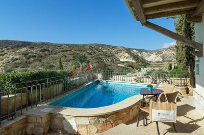 Executive Suite Eagles Nest Plunge Pool