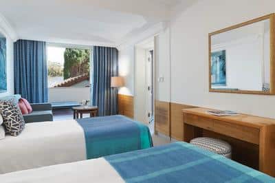One Bedroom Suite Inland View
