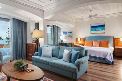 One Bedroom Suite Sea View