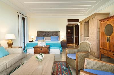 Executive Suite Eagles Nest Plunge Pool