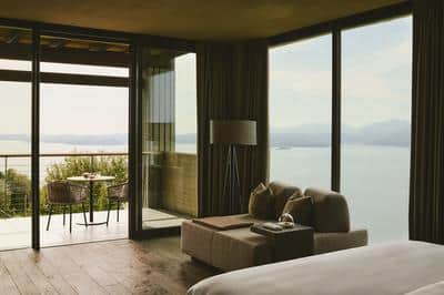 Sky Pool Suite Deluxe