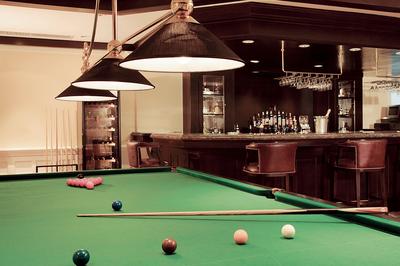 Highlands Bar