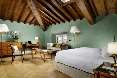 2 Bedroom Luxury Apartment