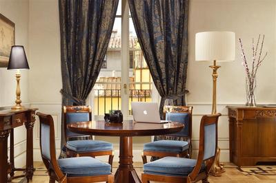 Executive Grand Suite Lionardo Salviati Duomo View