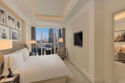 Premier Landmark View Room