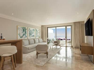 Grand King Suite