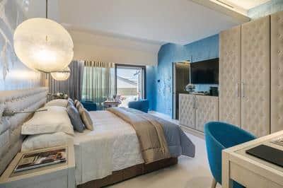 Cala Beach Superior Room Pinewood side