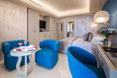 Cala Beach Superior Room Pinewood side
