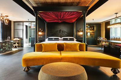 Flitcroft Signature Suite