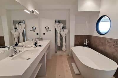 Signature Duplex Suite