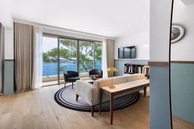 Calanques Suite