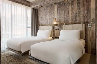 2 Bedroom Corner Suite