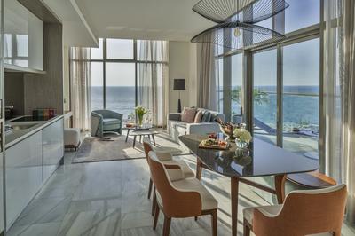 1 Bedroom Suite Dining Kitchen Balcony Arabian Sea View