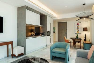 2 Bedroom Family Suite Dining Kitchen Arabian Sea View
