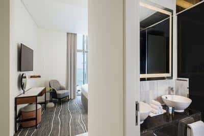 3 Bedroom Suite Dining Kitchen Balcony Palm Sea View