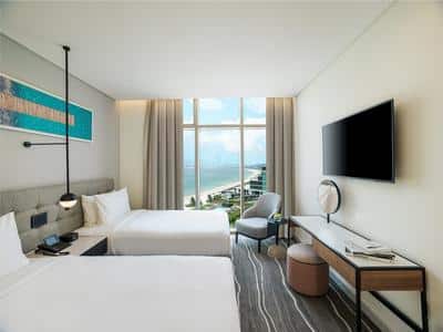 2 Bedroom Family Suite 1 King 2 Twin Palm Suite View