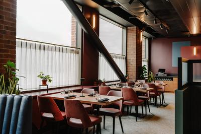 Voyagers Restaurant & Bar