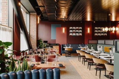 Voyagers Restaurant & Bar