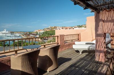 Signature Suite