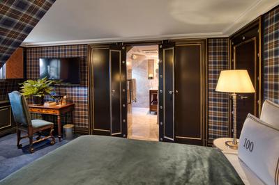 Executive Double Castle View
