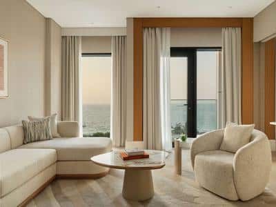 Waking Eclipse Suite with Sea View