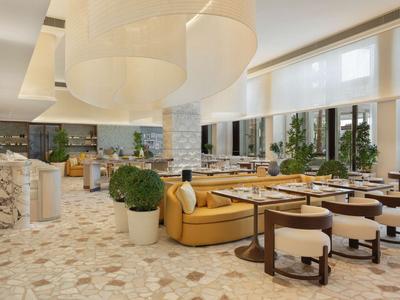 Tutto Passa Restaurant