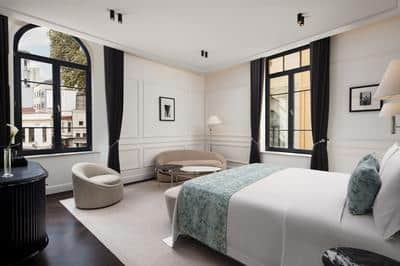 The Charm Corner Room