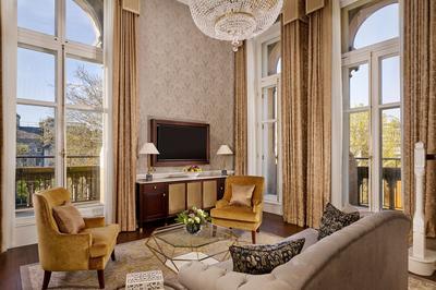 The College Suite