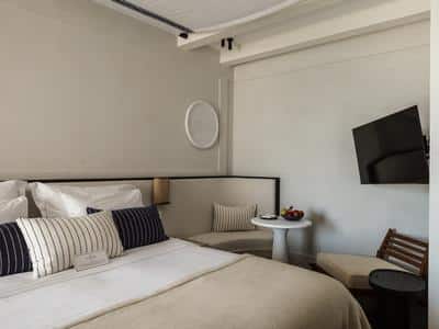 Anandes Suite with Sea View and Infinity Pool